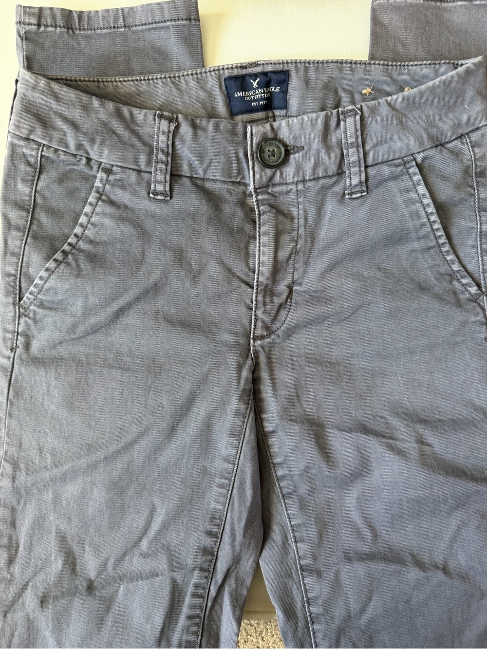 American Eagle Gray Chino Pants Size 00 Regular